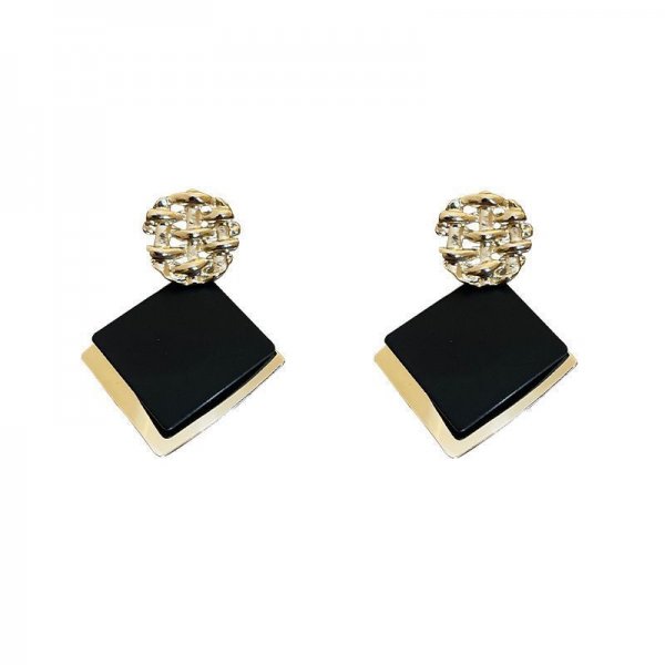 Fashion black square large earrings female niche design retro light luxury metal sense earrings geometric sequins earrings